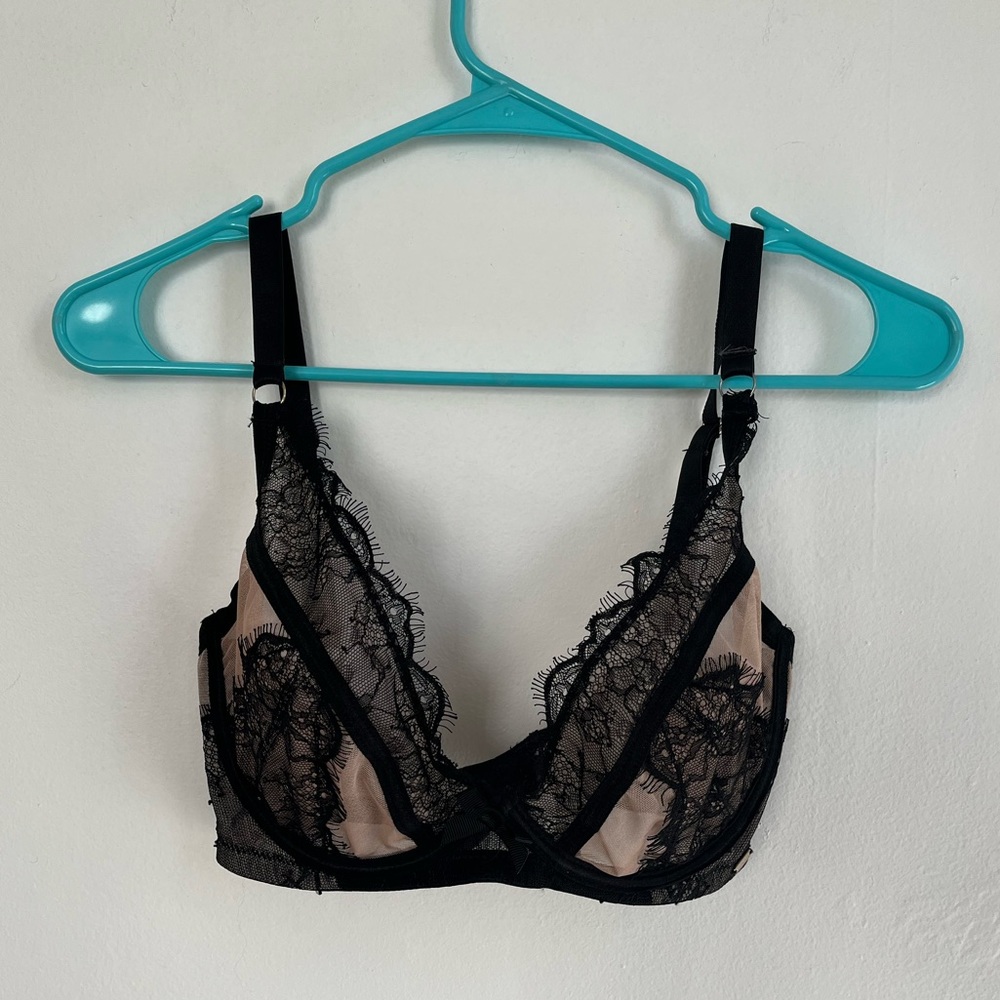 Bluebella Unlined Black Lace Underwire Bra Size 30G